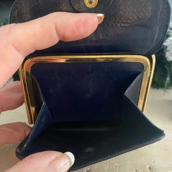 Vintage Gucci Monogram Compact Wallet - Picture 3 of 6